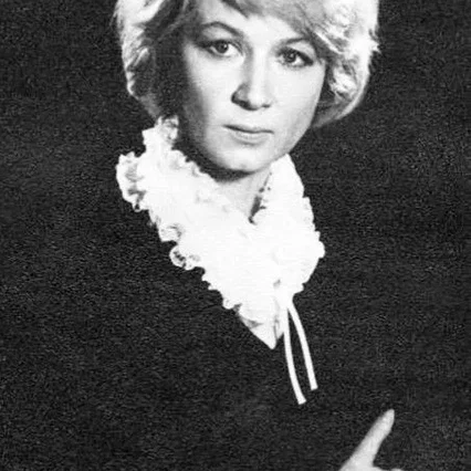 Alla Demidova