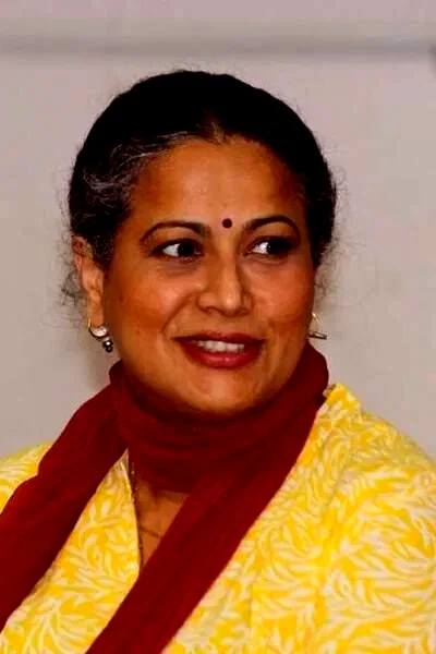  Mona Ambegaonkar