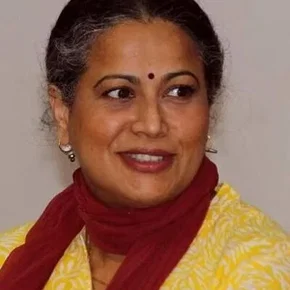Photo star :  Mona Ambegaonkar