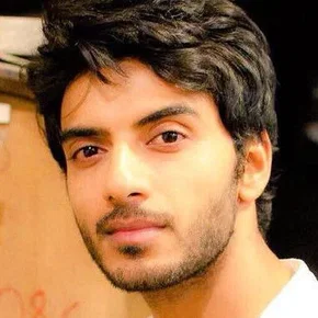 Photo star :  Vikram Singh Chauhan