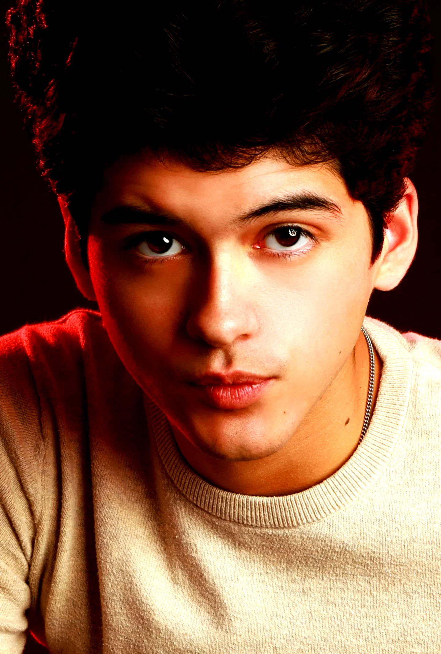  Max Pelayo