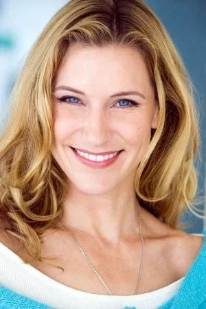  Wendy Carter photo