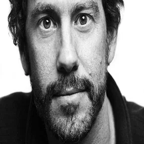 Photo star :  James Ward Byrkit