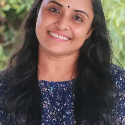  Nisha Sarangh