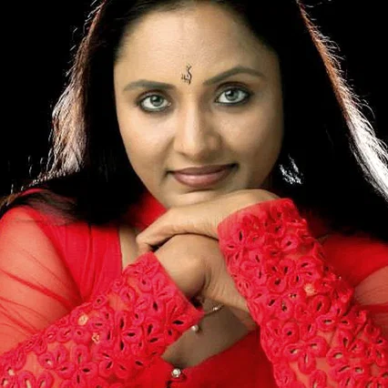  Nisha Sarangh