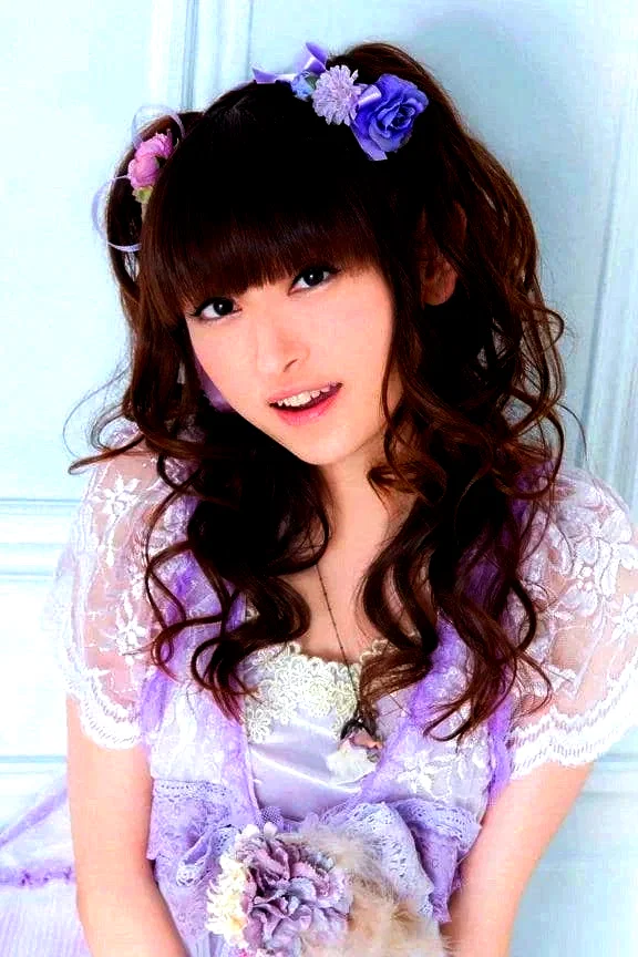  Yukari Tamura