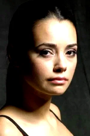 Ozgu Namal