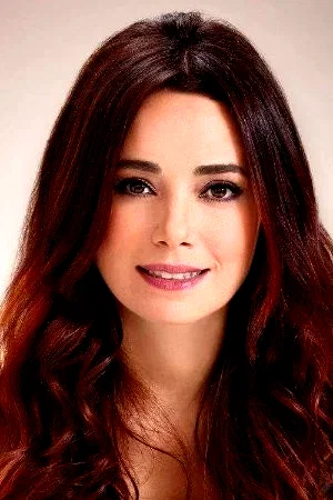 Ozgu Namal