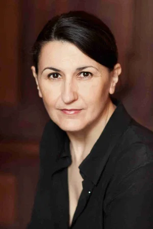 Siir Eloglu photo