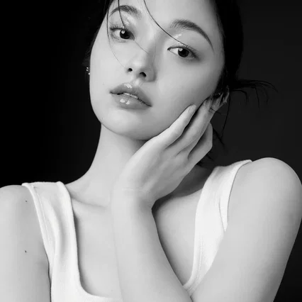  Michelle Fang