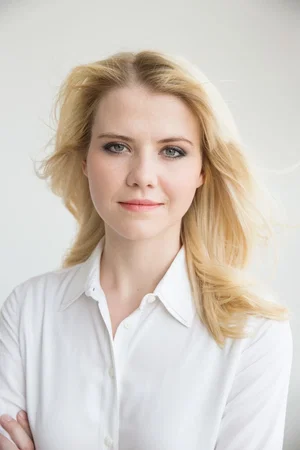  Elizabeth Smart photo