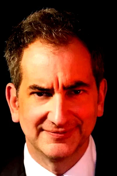  Christopher Leone