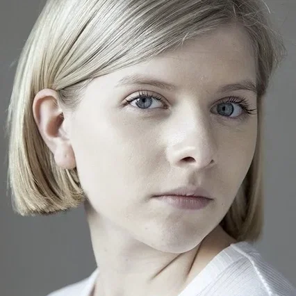  Aurora Aksnes