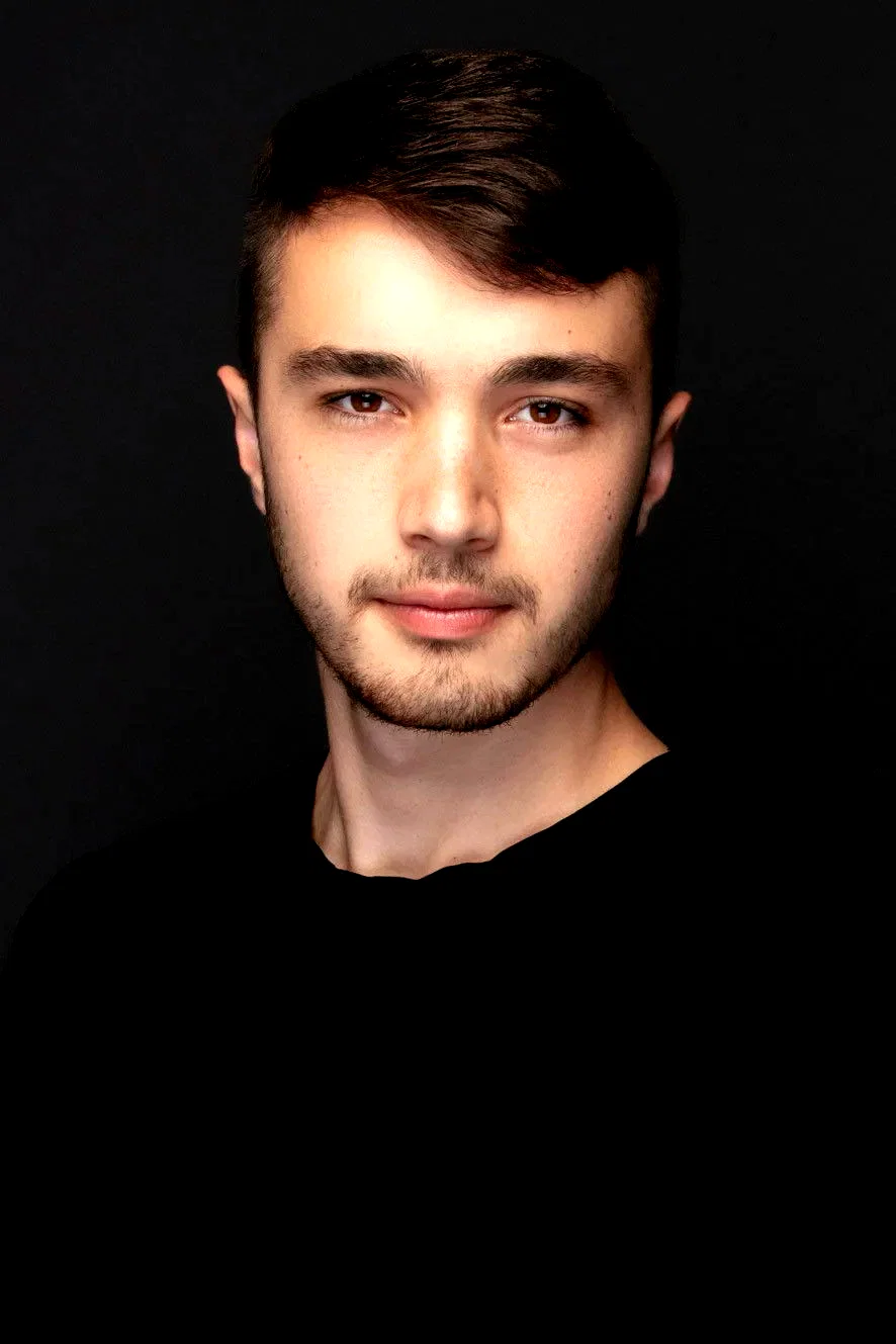  Burak Dakak