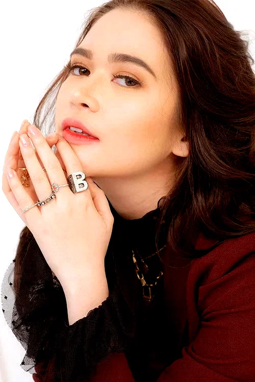  Bela Padilla