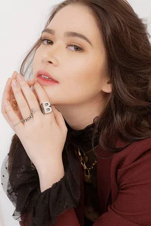  Bela Padilla photo