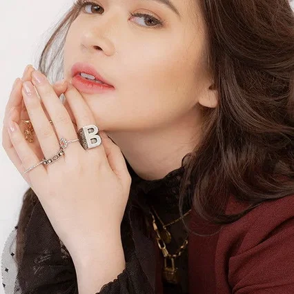  Bela Padilla