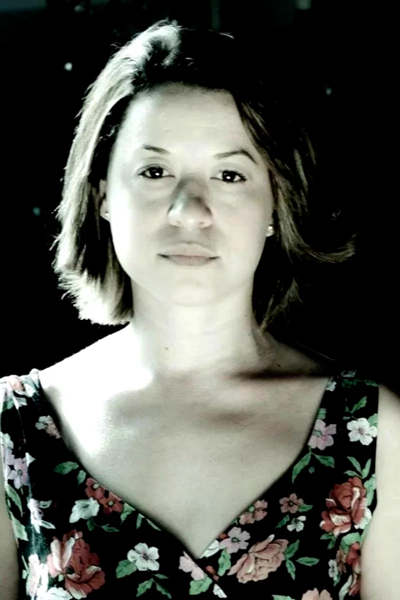  Ivana Iza