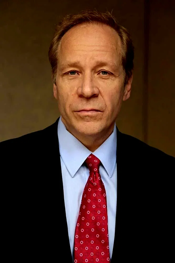  Andrew Bee