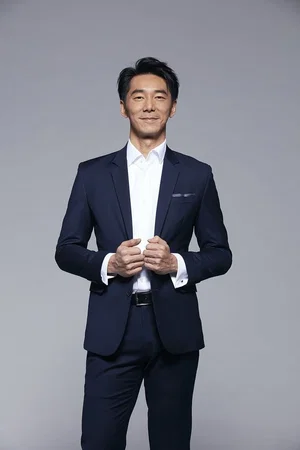  Li Li-Ren photo