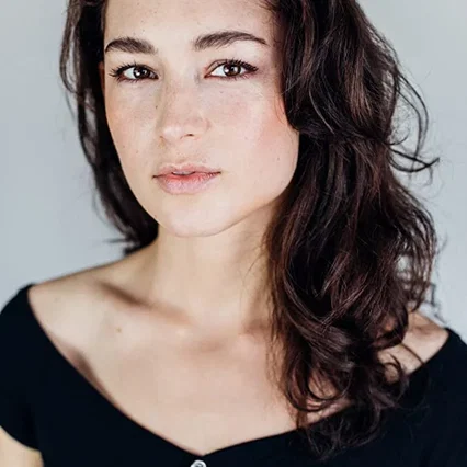  Nicolette Pearse