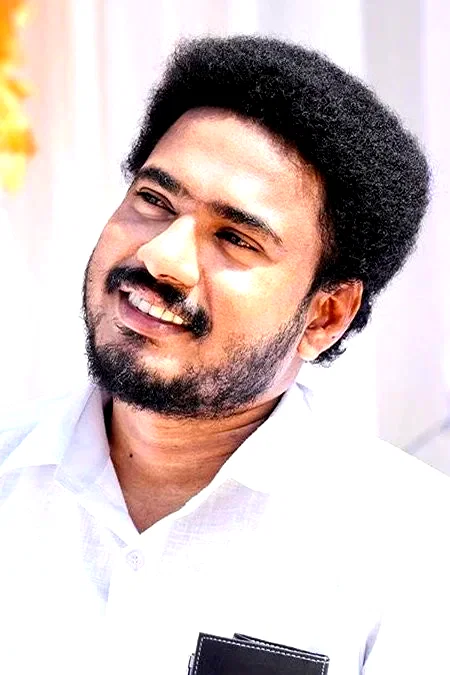  Aneesh Gopal