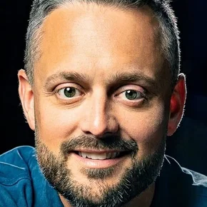 Photo star :  Nate Bargatze