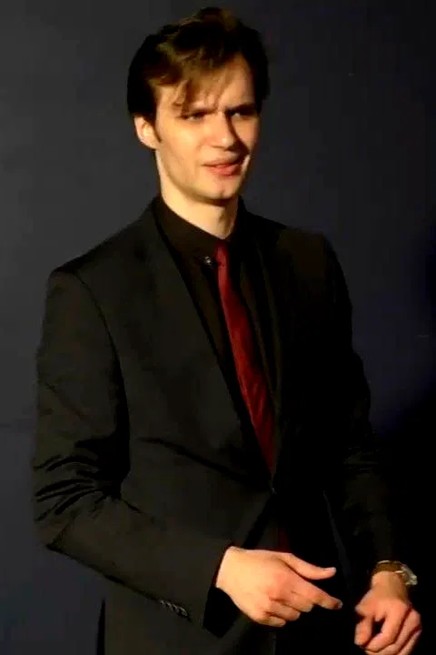  Karol Stanisz