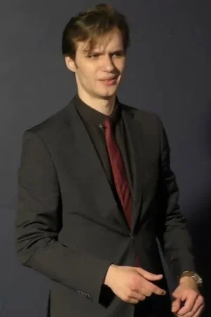  Karol Stanisz photo