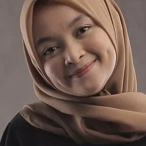 Photo star :  Neneng Wulandari
