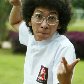 Photo star :  Rizky Mocil