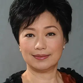 Photo star :  Rainbow Ching Hoh-Wai