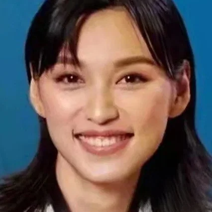  Louise Wang