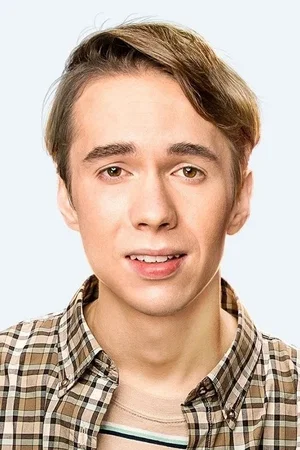  Денис Власенко
