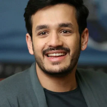  Akhil Akkineni