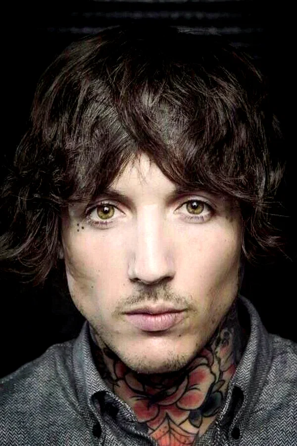  Oliver Sykes