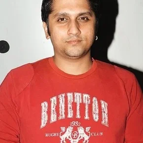 Photo star :  Mohit Suri