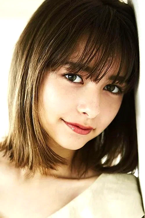  Lina Kahafizadeh 