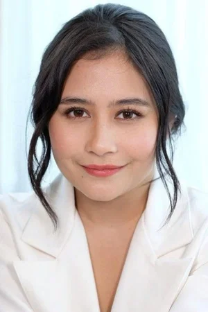  Prilly Latuconsina
