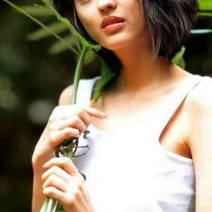  Maju Ozawa