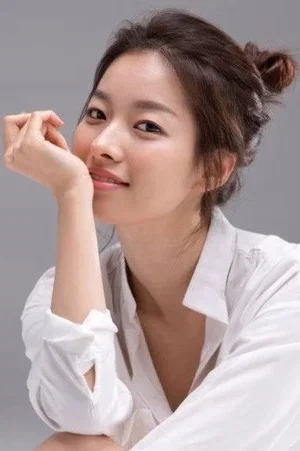  Lee Shi-ah