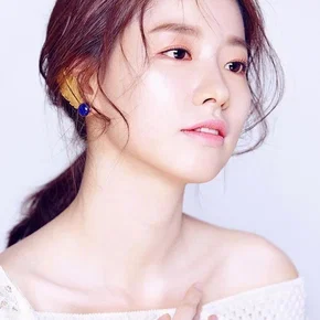 Photo star :  Lee Shi-ah