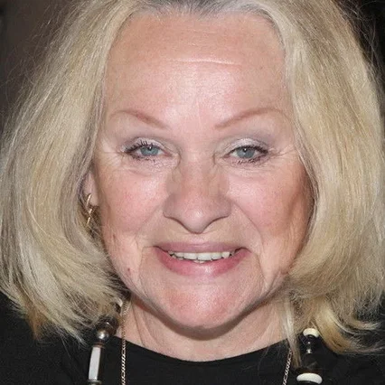  Vera Kresadlova
