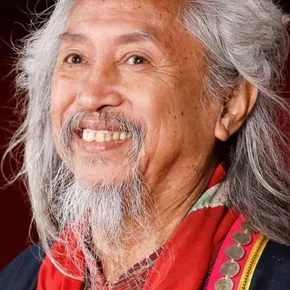 Photo star :  Kidlat Tahimik
