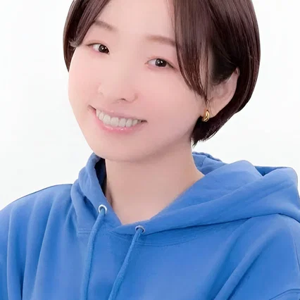  Aya Suzaki