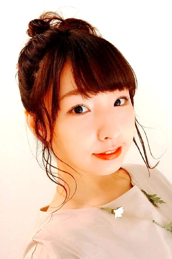  Aya Suzaki