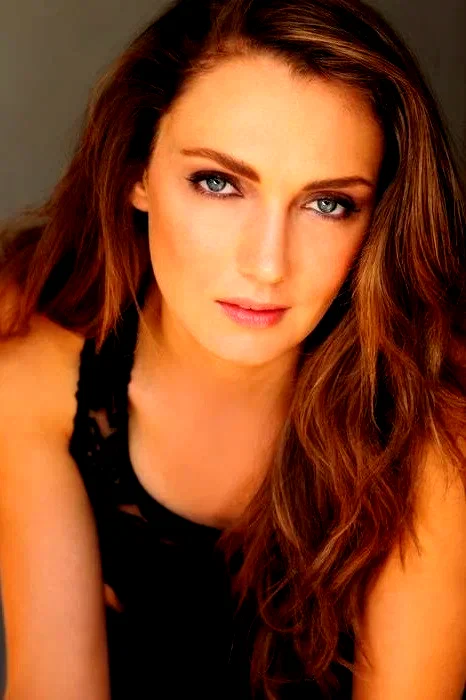  Hannah Levien