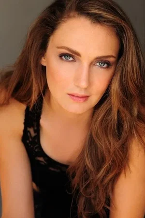  Hannah Levien