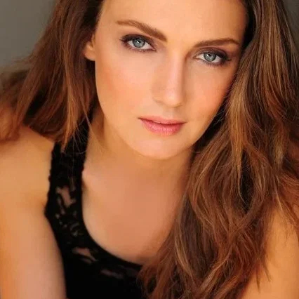  Hannah Levien