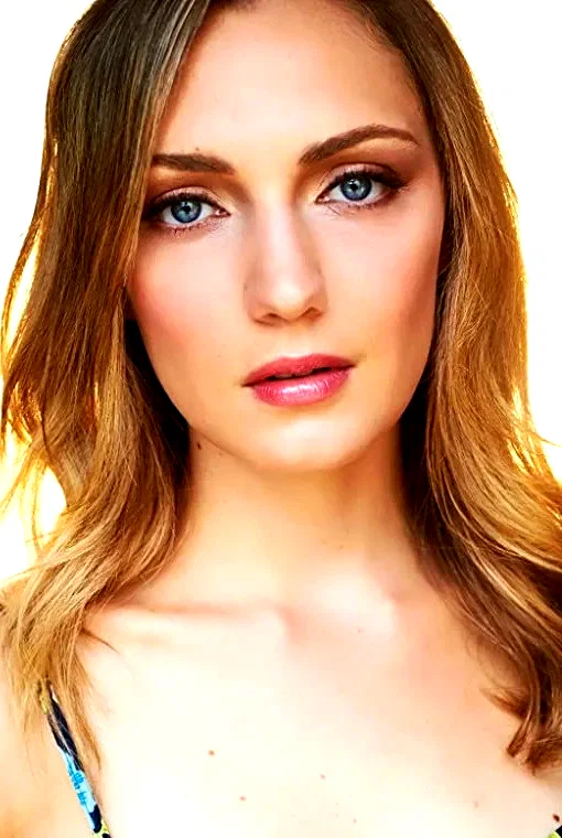  Hannah Levien